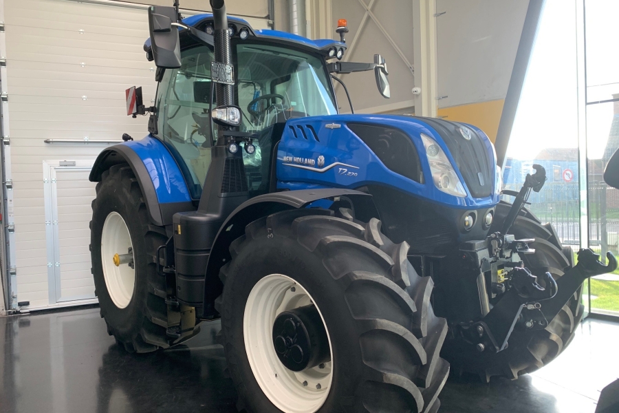 New Holland T7.270 New Gen, fronthef, GPS, zeer compleet
