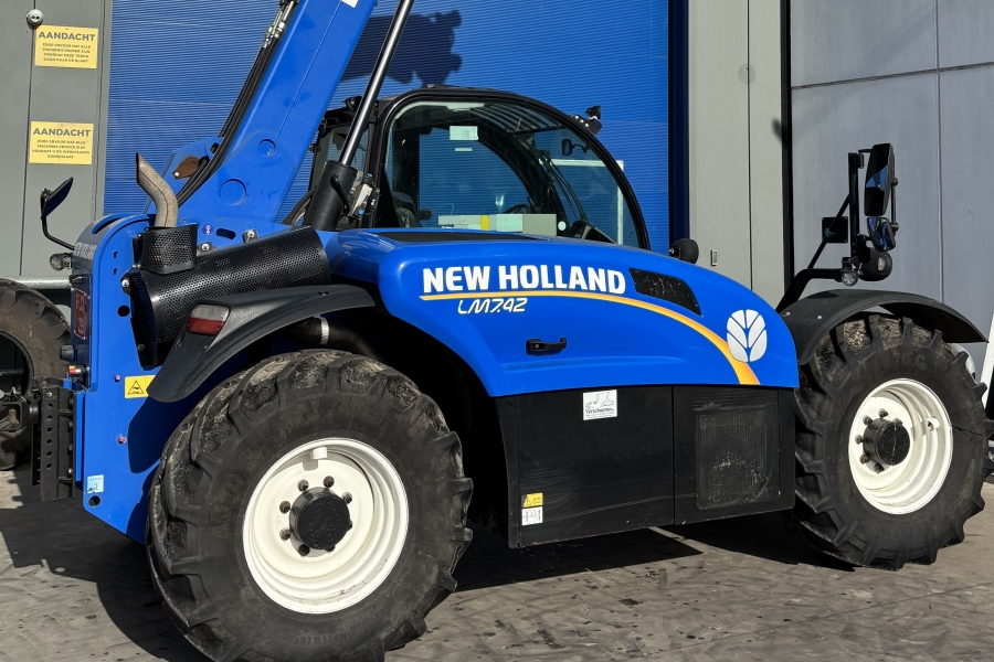 New Holland LM7.42 ELITE, 2018, 5941 uren