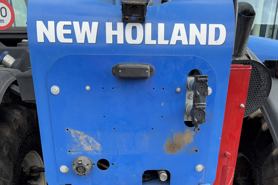 New Holland LM7.42 Elite, 2016, 7075 uren