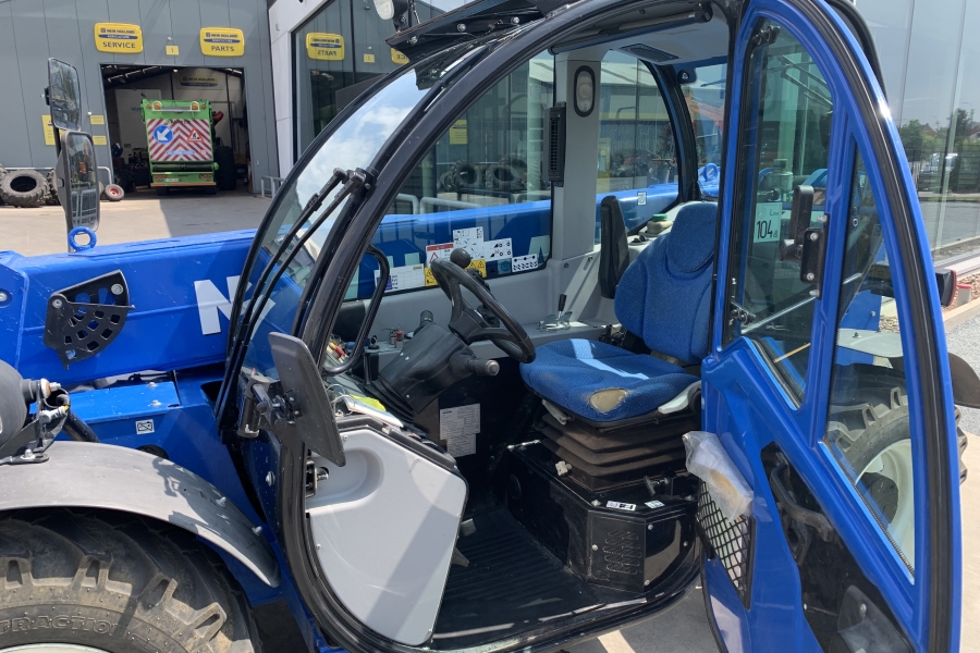 New Holland LM5.25 compacte verreiker