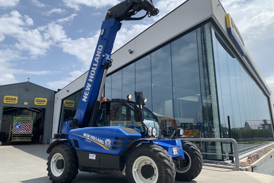New Holland LM5.25 compacte verreiker