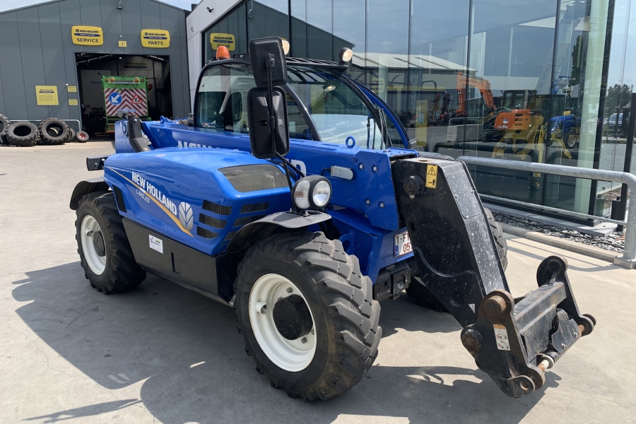 New Holland LM5.25 compacte verreiker