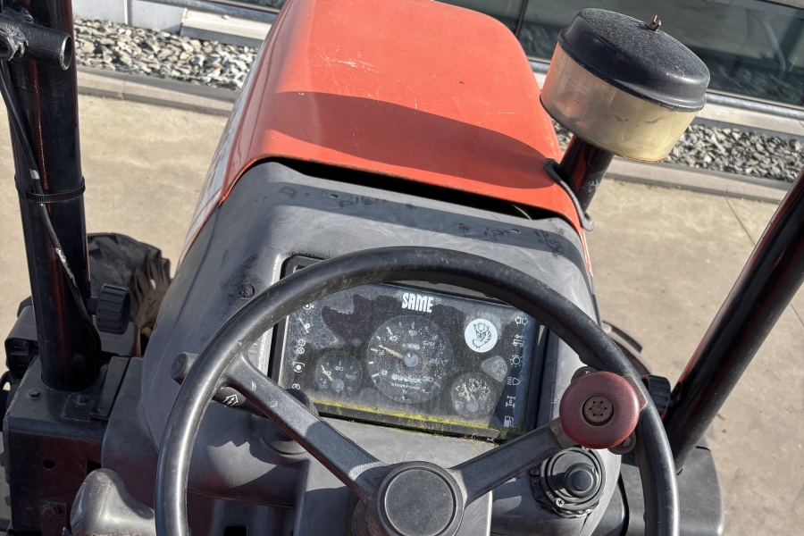 Same Solaris 35 van 1993 met 1770 uren