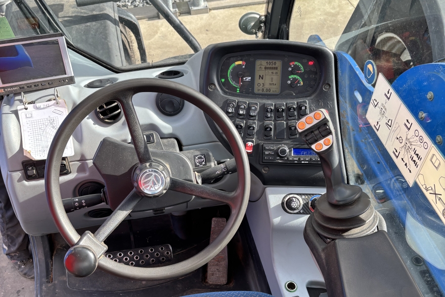 New Holland LM7.42 Elite, 2016, 7075 urenNew Holland LM7.42 Elite, 2016, 7075 uren