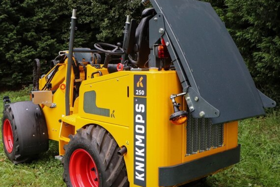 kniklader knikmops KM250