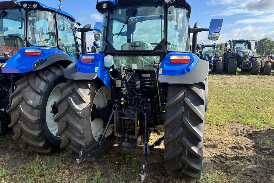 New Holland T5.120 Utility met frontlader