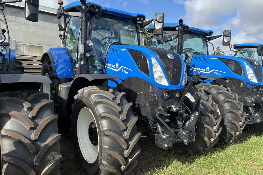 New Holland T7.210AC , GPS, fronthef zeer compleet