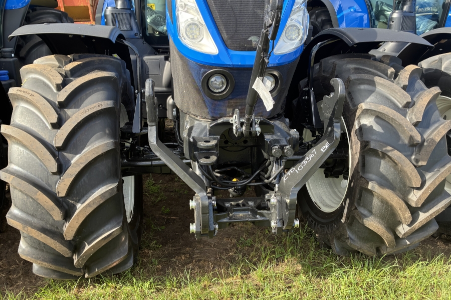 New Holland T7.210AC , GPS, fronthef zeer compleet