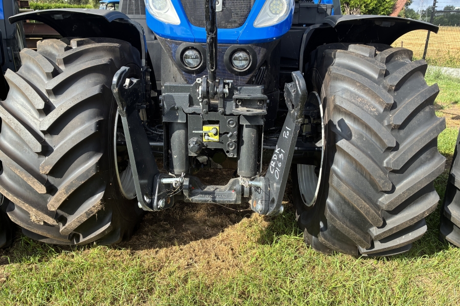 New Holland T7.245AC New Gen, fronthef, GPS, 710 VF-banden, Full LED