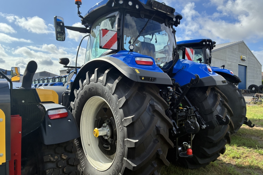New Holland T7.270 New Gen, fronthef, GPS, zeer compleet