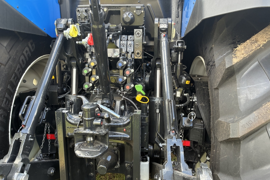 New Holland T7.270 New Gen, fronthef, GPS, zeer compleet