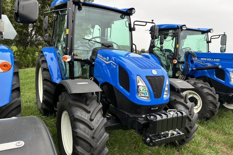 New Holland T4.75s