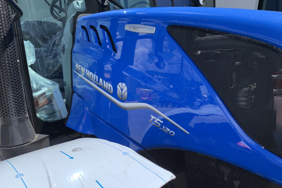 New Holland T5.120EC