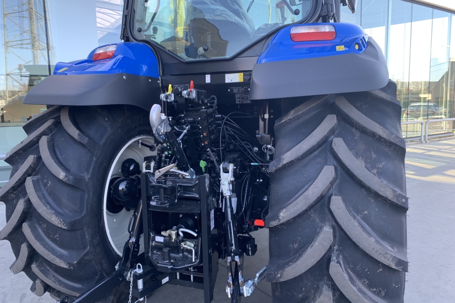 New Holland T7.165s